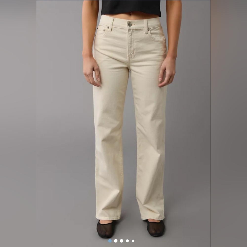 American Eagle Outfitters Women's Cream Straight Leg Jeans